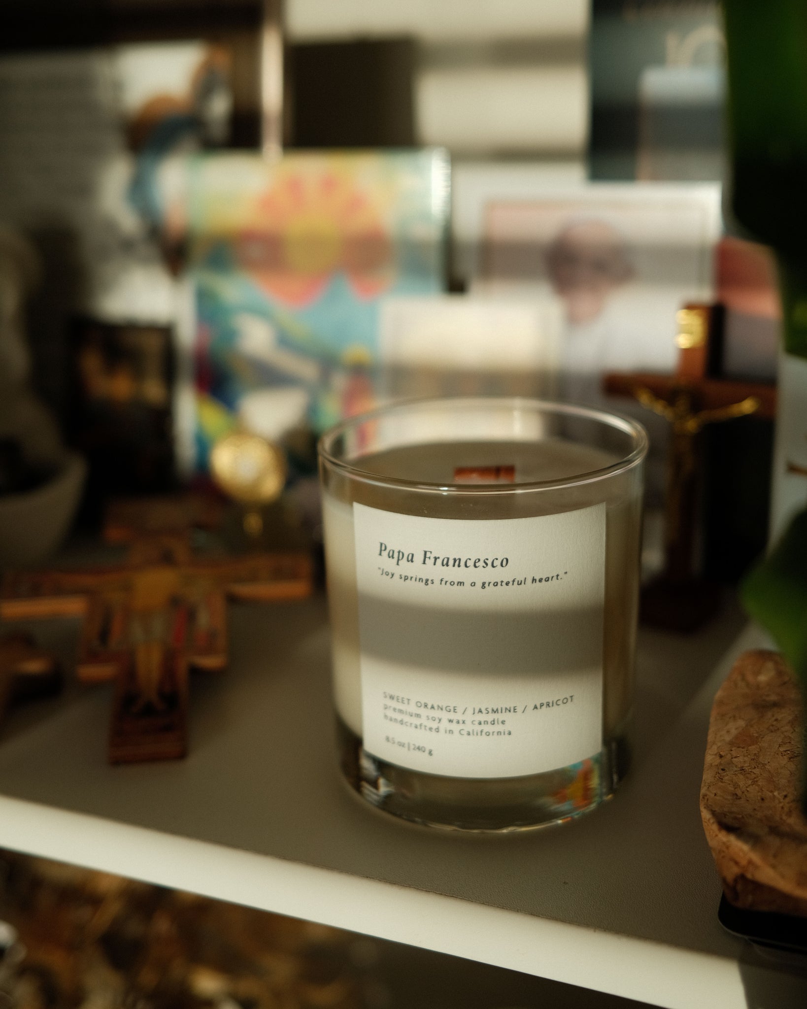 Papa Francesco - Wood Wick Candle (8.5oz)